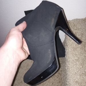 Unlisted Kenneth cole knee high boots women's size 8